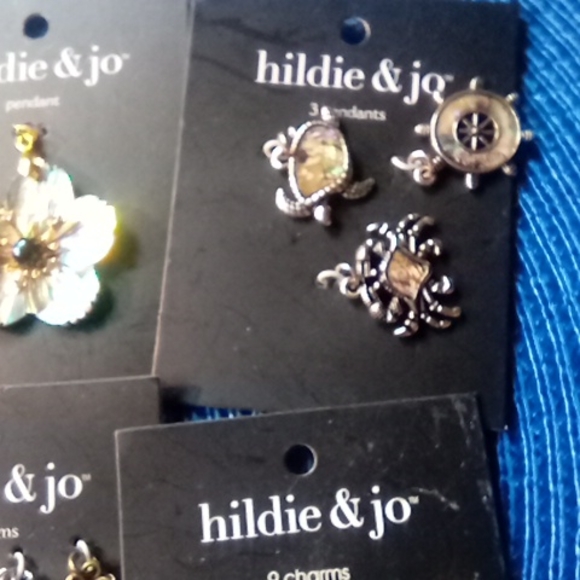 Charms - Picture 5 of 5